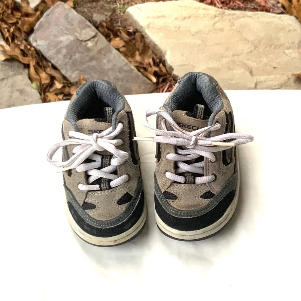 Skechers Sport Leather Gray Black Sneakers 7 Todl